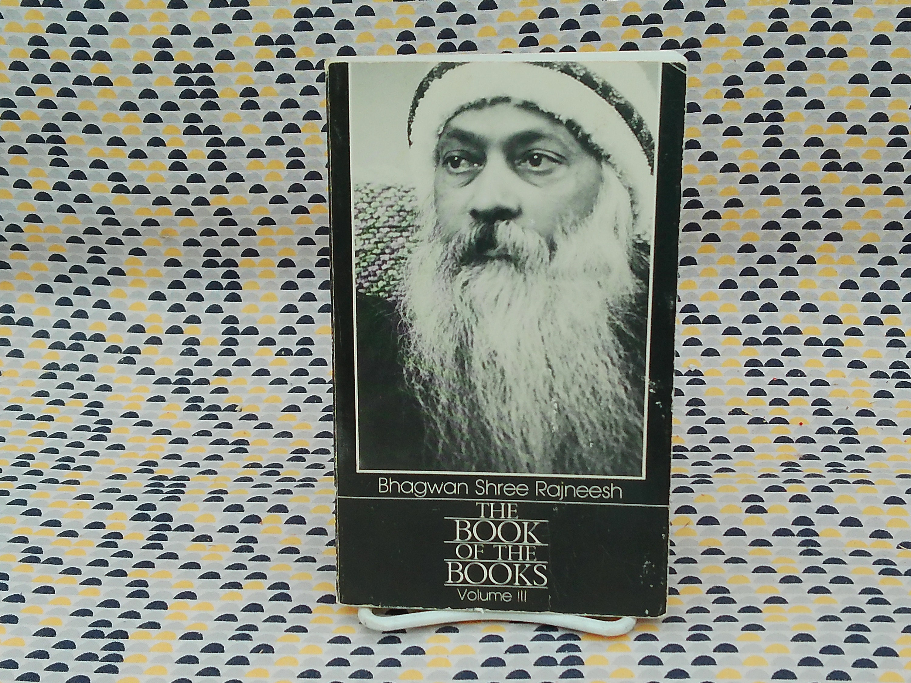 【海外限定】 the of Book The Books: Rajneesh Shree Bhagwan - III Volume 洋書
