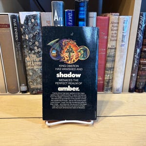 A Mão de Oberon - Roger Zelazny - Avon - Brochura imagem 2