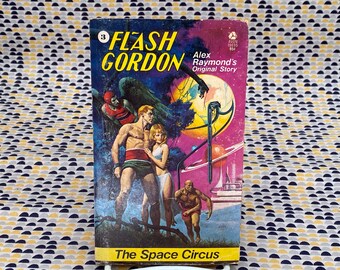 Flash Gordon: The Space Circus - Alex Raymond - Vintage Paperback Book - Avon Edition