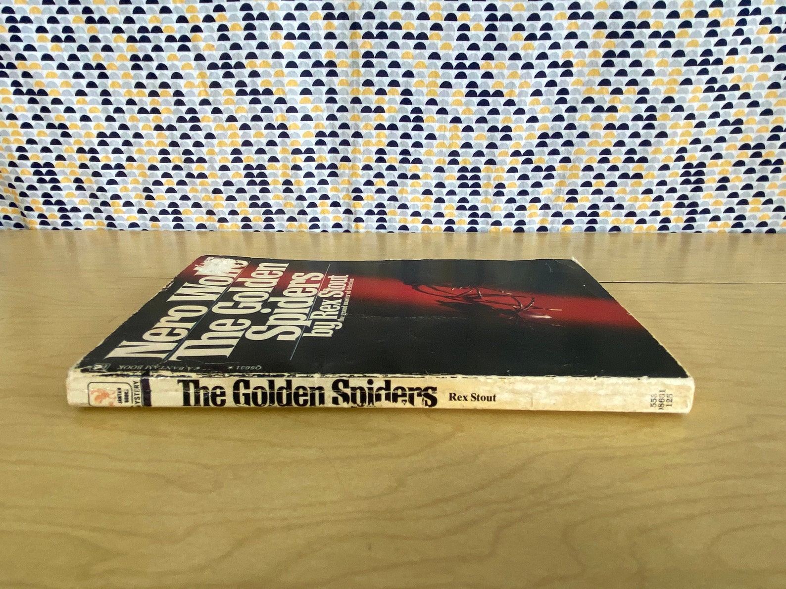 the golden spiders rex stout