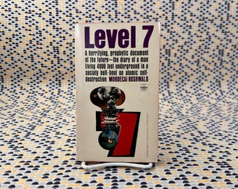 Level 7 - Mordecai Roshwald - Vintage Paperback Book - Signet Edition