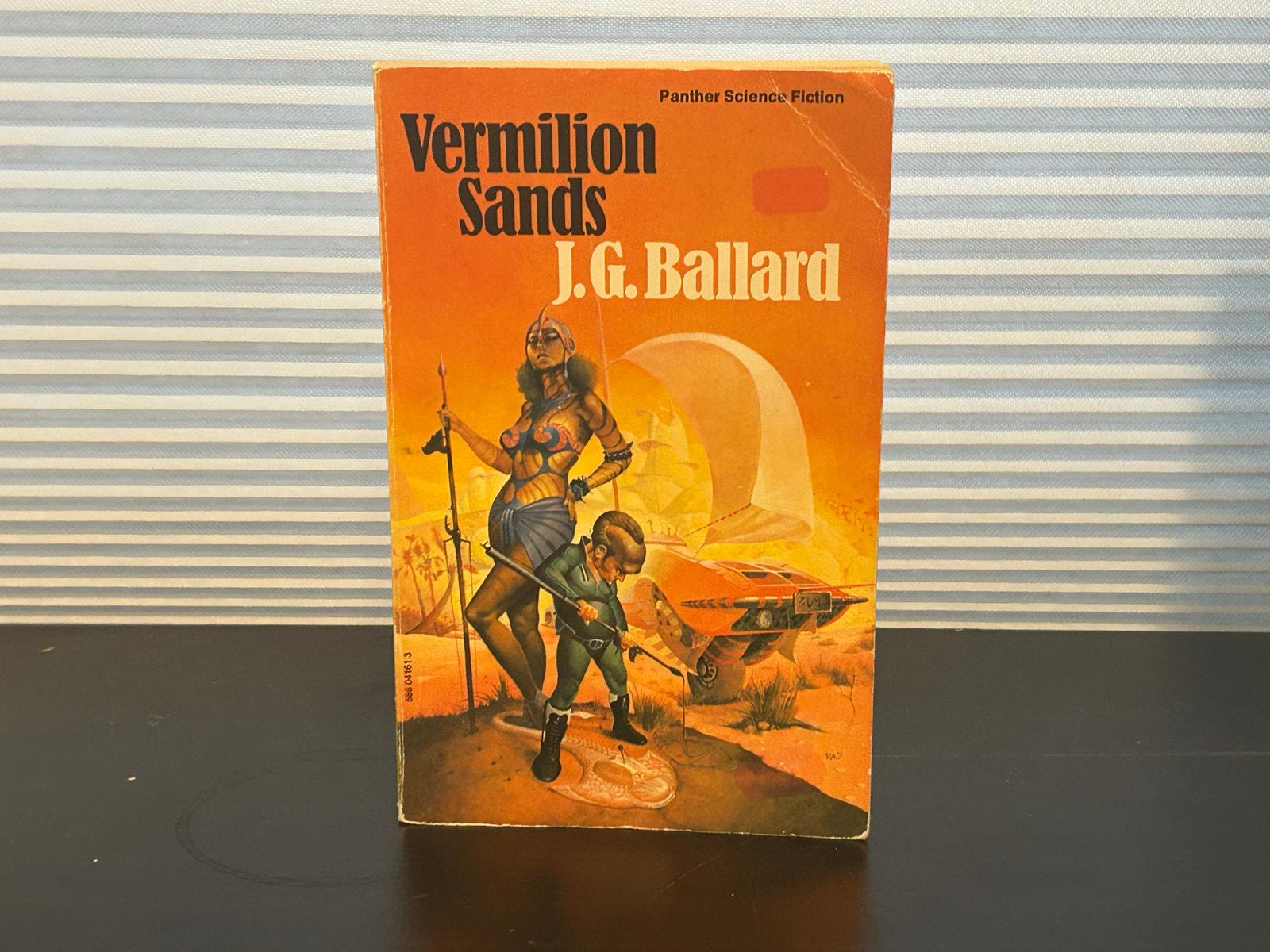Un libro al día: J. G. Ballard: Avió en vol ras