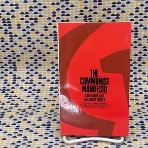 The Communist Manifesto Karl Marx & Friedrich Engels Vintage Paperback Book Washington Square Press Edition image 1