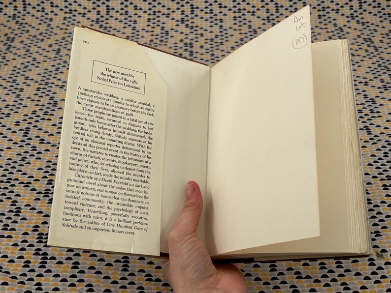 Chronicle of a Death Foretold - Gabriel García Márquez - Knopf - Hardcover - 1st American Edition image 5