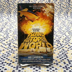 Island At The Top Of The World - Ian Cameron - Avon - Paperback - Disney