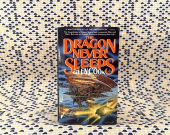 The Dragon Never Sleeps - Glen Cook - Popular Library - Paperback