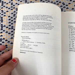 Power/Knowledge: Selected Interviews & Other Writings 1972-1977 - Michael Foucault - Pantheon Books- Paperback image 5