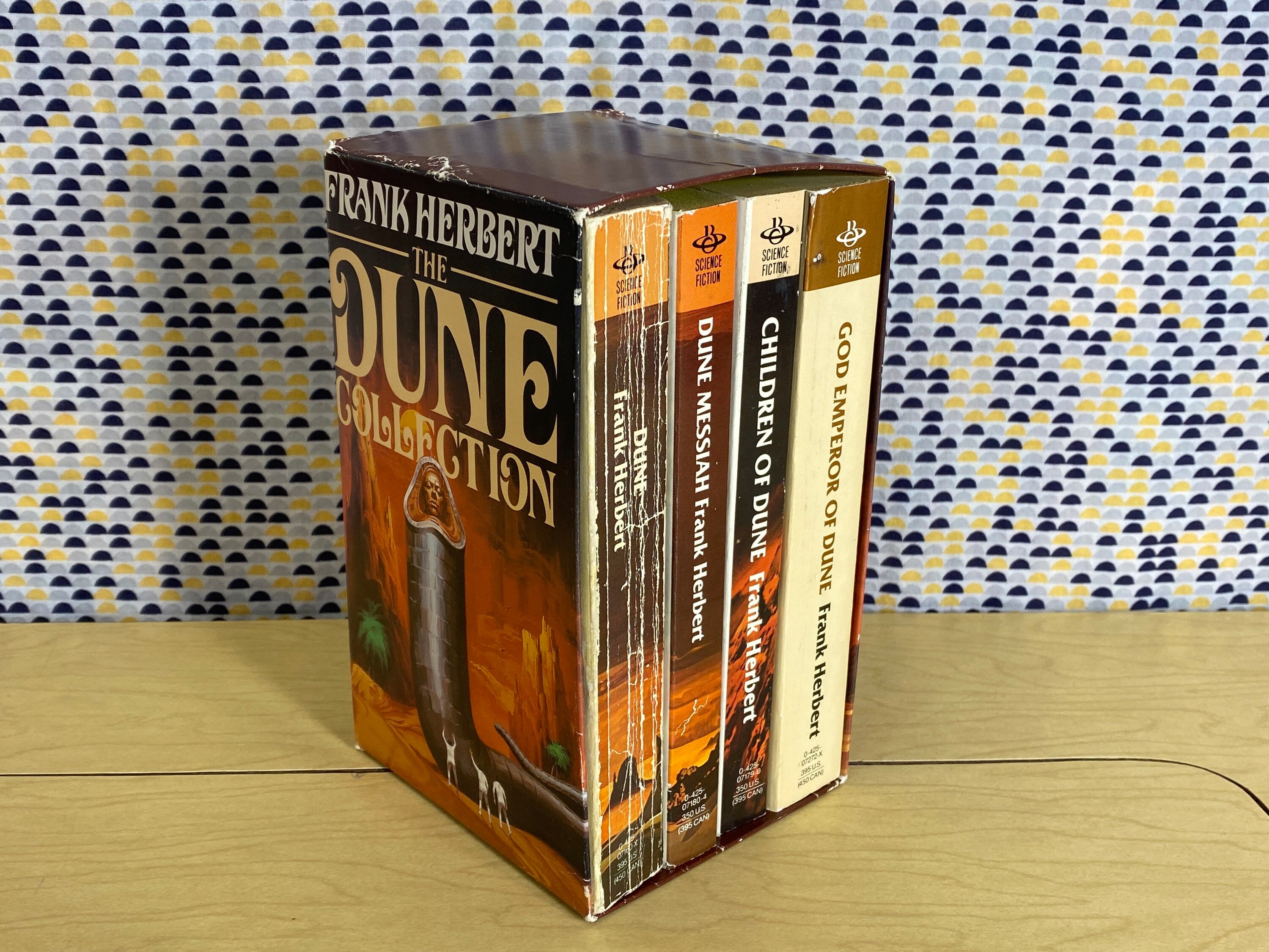 Dune box. Dune box