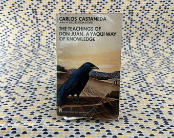 The Teachings of Don Juan: A Yaqui Way of Knowledge - Carlos Castaneda  - Vintage Paperback Book