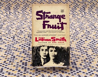 Strange Fruit - Lillian Smith - Vintage Paperback Book - New American Library Edition