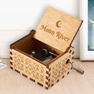 Moon River Music Box Breakfast at Tiffany's Song Theme Engraved Handmade Gift Birthday Christmas Wedding Anniversary Graduation Customizable