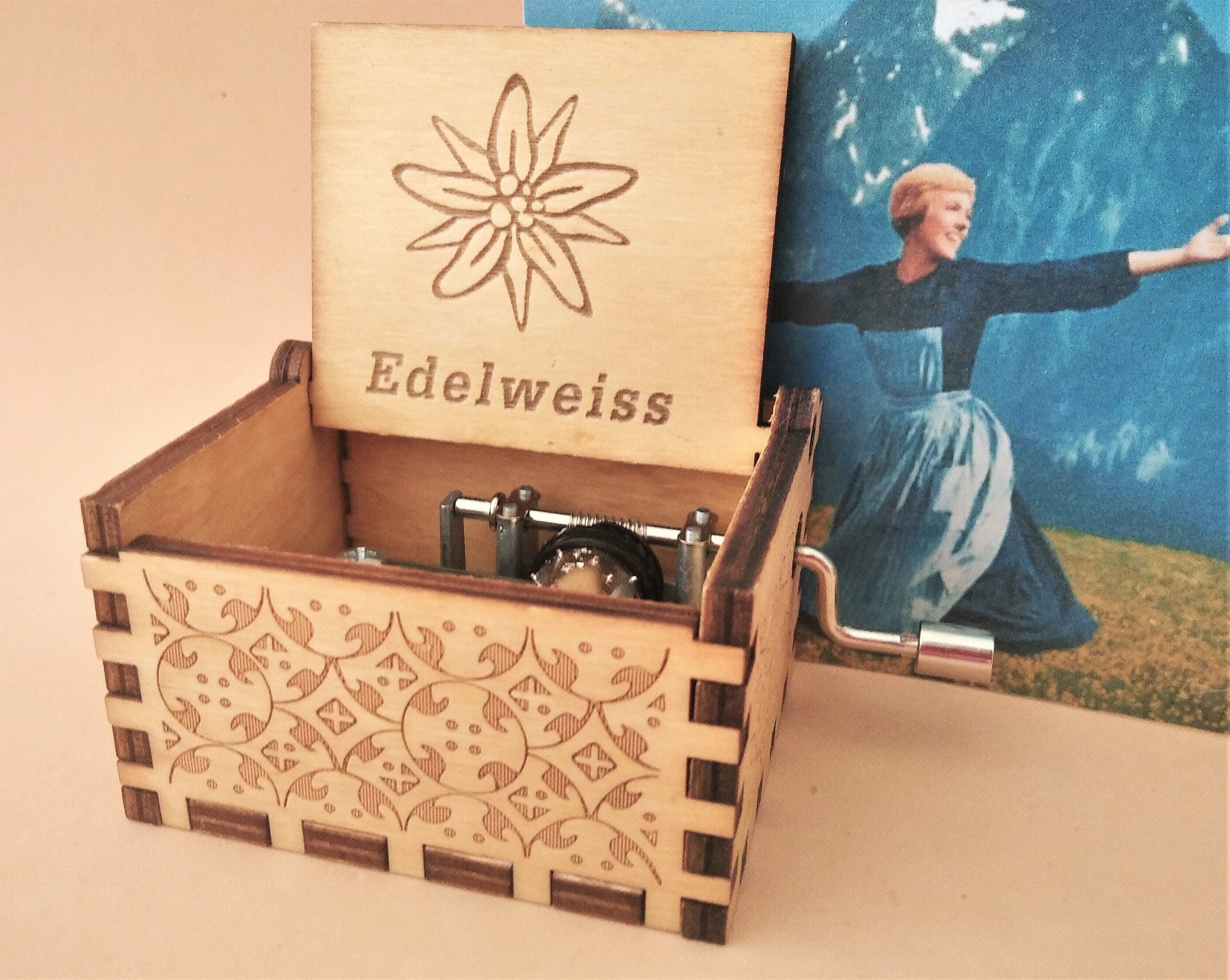 Edelweiss Musical Hand Crank