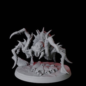 Creeping Giant Spider Miniature C for D&D, Dungeons and Dragons, Pathfinder and many other tabletop games