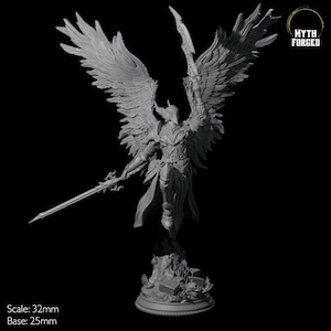 Majestic Solar Champion Miniature for D&D, Dungeons and Dragons, Pathfinder and many other tabletop games