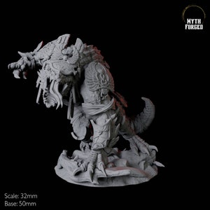 Crocodile Lizardfolk Warrior Miniature B for D&D, Dungeons and Dragons, Pathfinder and many other tabletop games