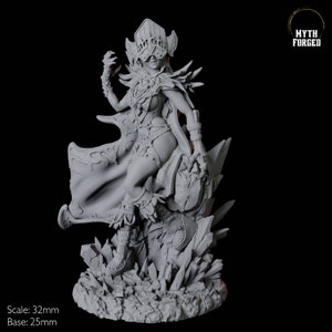 Ice Sorceress Miniature for D&D, Dungeons and Dragons, Pathfinder and many other tabletop games