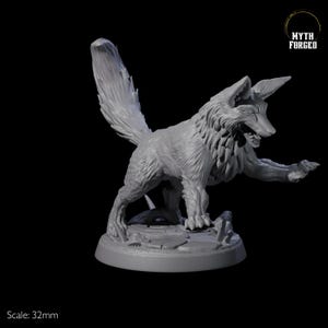 Playful Fox Miniature B for D&D, Dungeons and Dragons, Pathfinder and many other tabletop games
