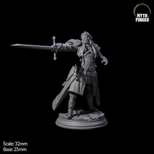 Confident Sword Fighter Miniature for D&D, Dungeons and Dragons, Pathfinder and many other tabletop games
