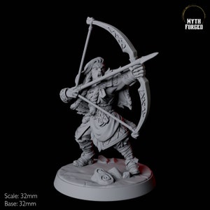 Northman Berserker Viking Miniature F for D&D, Dungeons and Dragons, Pathfinder and many other tabletop games