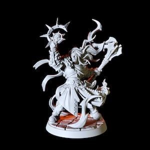 Figurine de paladin ou templier féminin humain pour D&D, Donjons et Dragons, Pathfinder et de nombreux autres jeux de rôle sur table.