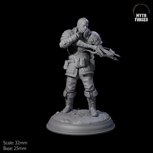 Rooftop Assassin Rogue Miniature A for D&D, Dungeons and Dragons, Pathfinder and many other tabletop games