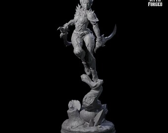 Stabbing Tiefling Rogue or Fighter Miniature for D&D, Dungeons and Dragons, Pathfinder and many other tabletop games