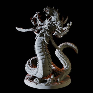 Yuan-ti Wizard Miniature for D&D, Dungeons and Dragons, Pathfinder and many other tabletop games