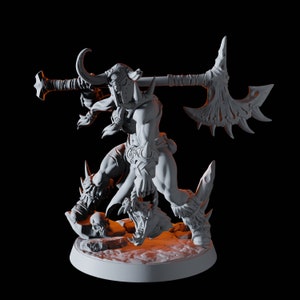 Female Barbarian Boss Miniature - D&D, Dungeons and Dragons, Pathfinder and many other tabletop games