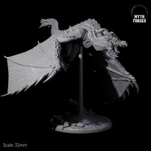 Evil Wyvern Miniature A for D&D, Dungeons and Dragons, Pathfinder and many other tabletop games