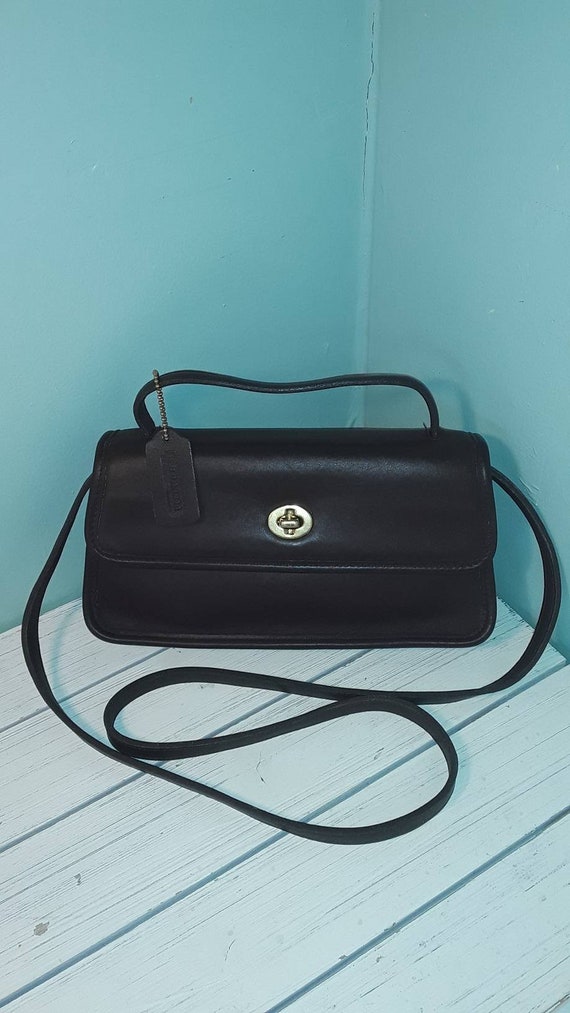 RARE Vintage COACH Geometric Clutch
