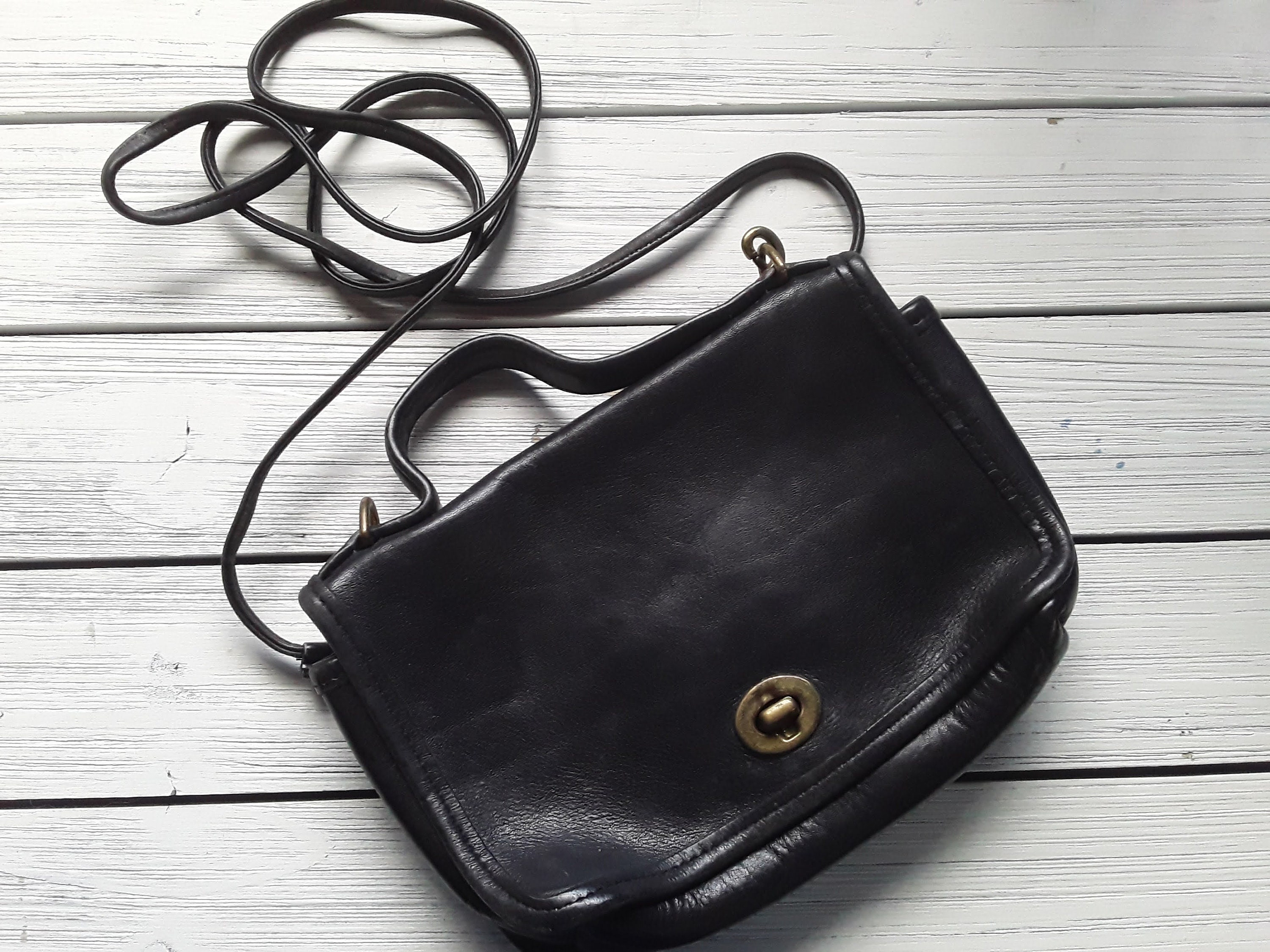 Coach small black crossbody hotsell