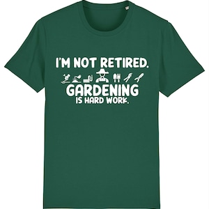 Does This Shirt Make Me Look Retired Gardener T Shirt Does This Shirt Make Me Look Retired Gardener T Shirt
