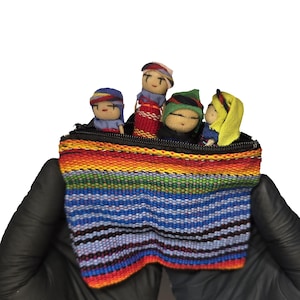 Sorgenpuppen Set mit 4 Sorgenpuppen in Reißverschlusstasche, Guatemala Sorgenpuppe, Fehlerpuppen zum Stressabbau, beruhigendes Angstgeschenk
