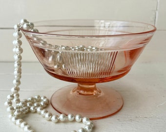 Pink Depression Glass Footed Bowl, Pedestal Bowl // Pink Glass Vintage Decor, Catch All // Perfect Gift