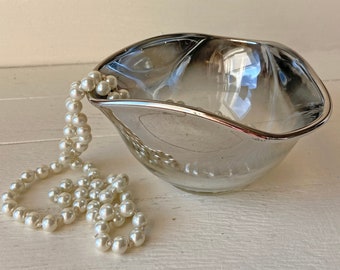 Vintage Vitreon Queens Lusterware Roly Poly Silver Ombre Fade Dish, Catch All // Vintage Barware, Midcentury Barware // Perfect Gift