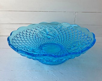 Vintage Indiania Glass Blue Mid-Century Modern  Bowl // Vintage Blue Glass Fruit Bowl, Centerpiece // Perfect Gift