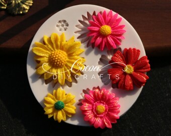 Small Daisy Silicone Mold-Daisy Flower Resin Mold-Daisy Polymer Clay Mold-Daisy Earrings Mold-Daisy Jewelry Making Mold-Epoxy Resin Art Mold