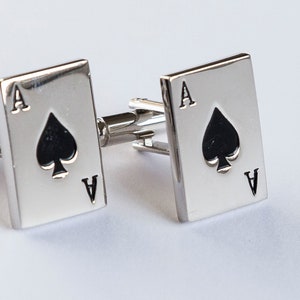Gemelos Ace of Spades Accesorio para hombre con temática de póquer Joyería de naipes Regalo único para jugadores de cartas Gemelos de traje elegante para jugadores