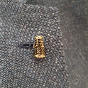 Doctor Who Dalek Suit Pin Lapel Pin Sci-Fi Accessories Unique Gift for Him Geeky Formal Wear Jewelry Perfect for Whovians and Collectors