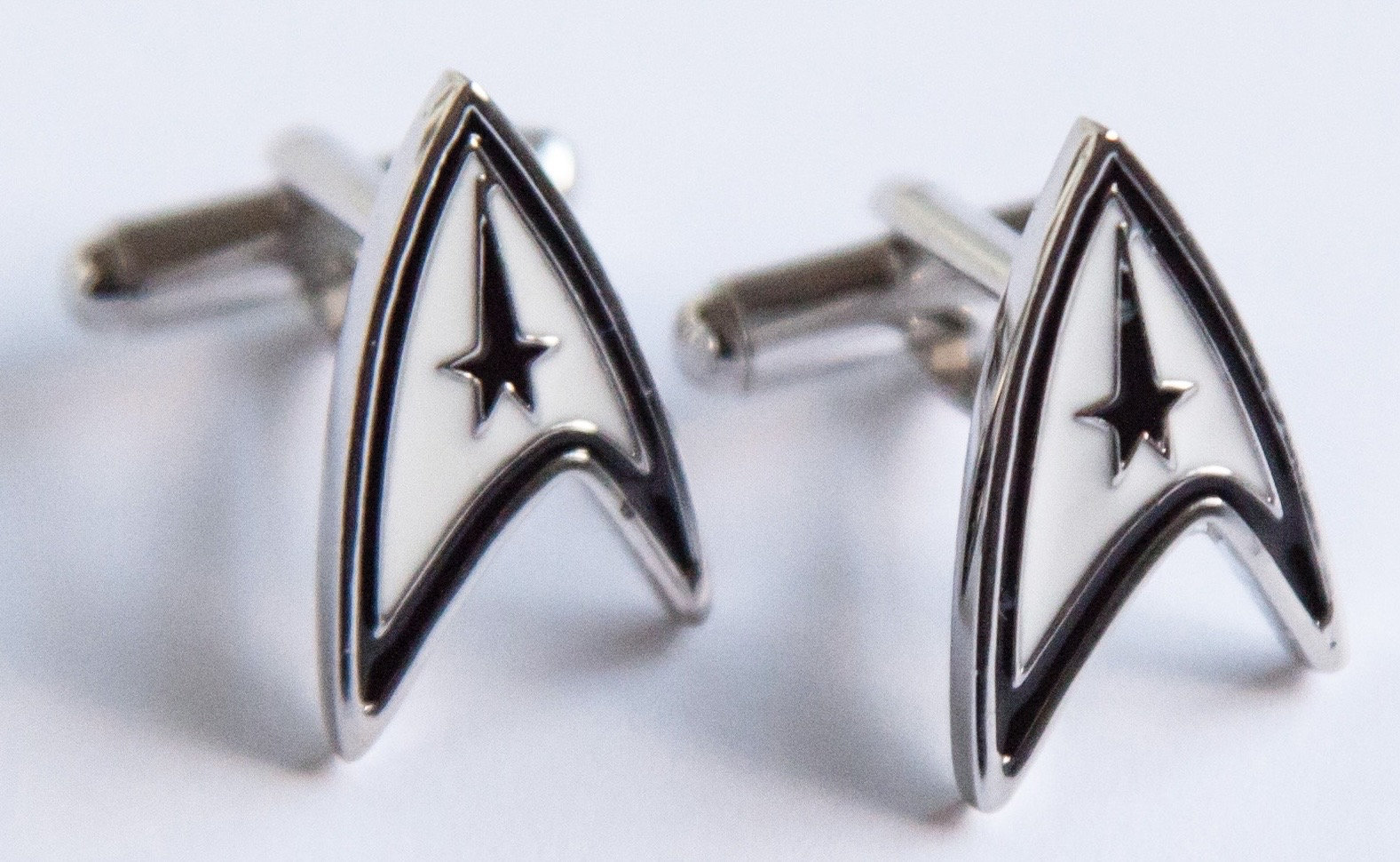 Star Trek Starfleet Lapel Pin Trekkie Gifts, Gifts for Nerds and Geeks, Sci  Fi Cuff Links, Grooms Gifts, Men's Accessories 