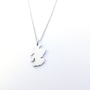 Carte écossaise Collier d’argent Ecosse Pendentif Bijoux Minimaliste Argent Ecosse Collier Celtique Bijoux Écossais Cadeau de voyage pour elle ou lui