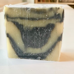 Activated Charcoal & Clay Absorbing Facial Soap vegan / palm oil-free / no artificial fragrances or colors image 8