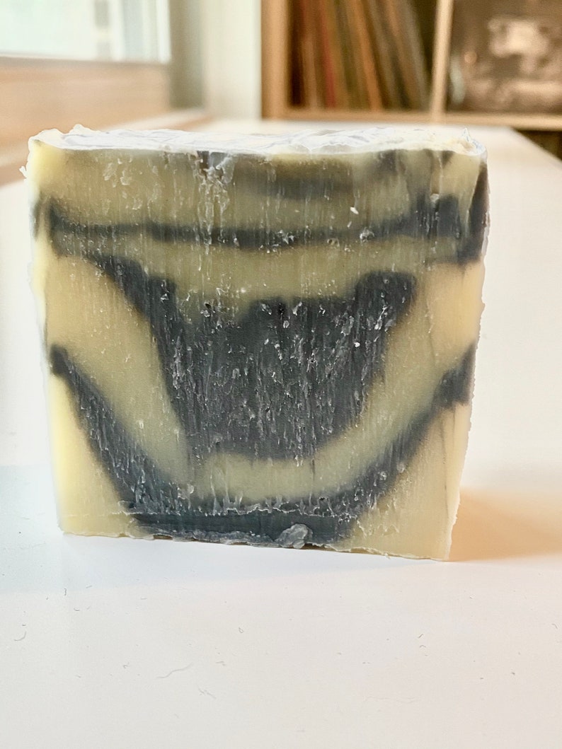 Activated Charcoal & Clay Absorbing Facial Soap vegan / palm oil-free / no artificial fragrances or colors image 8