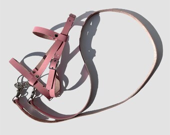 Träns för käpphäst, av äkta läder (rosa träns för käpphäst, högkvalitativt träns för käpphäst)