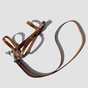 Hobby Horse Bridle, real leather (brown bridle for stick horse, high quality tack for hobbyhorse, hobby horse zubehör). Comes in a linen