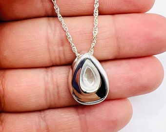 Teardrop Cremation Keepsake Locket~Memorial Jewelry Urn~925 Sterling Silver Teardrop Pendant~Grief Jewelry~Ashes Urn