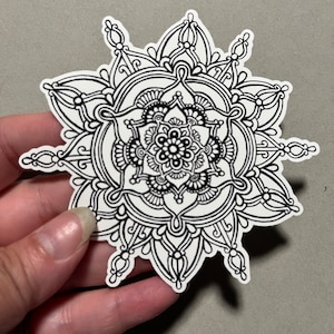 Adesivo mandala floreale ornato, adesivo mandala, adesivo in vinile, fustellatura individuale, adesivi in stile colorabile.