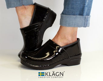 KLÄGN / BJORK Professional PLUS Clogs in Black Patent Leather