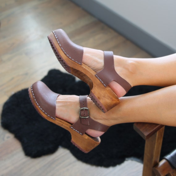 Alma Wooden Clog Sandals in Brown Oiled Leather Etsy