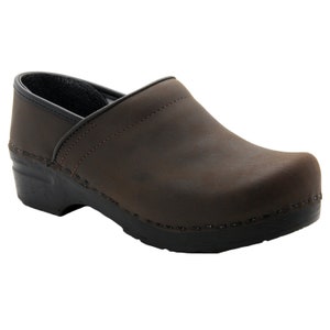 BJORK Professional Brown Oiled Leather Clogs